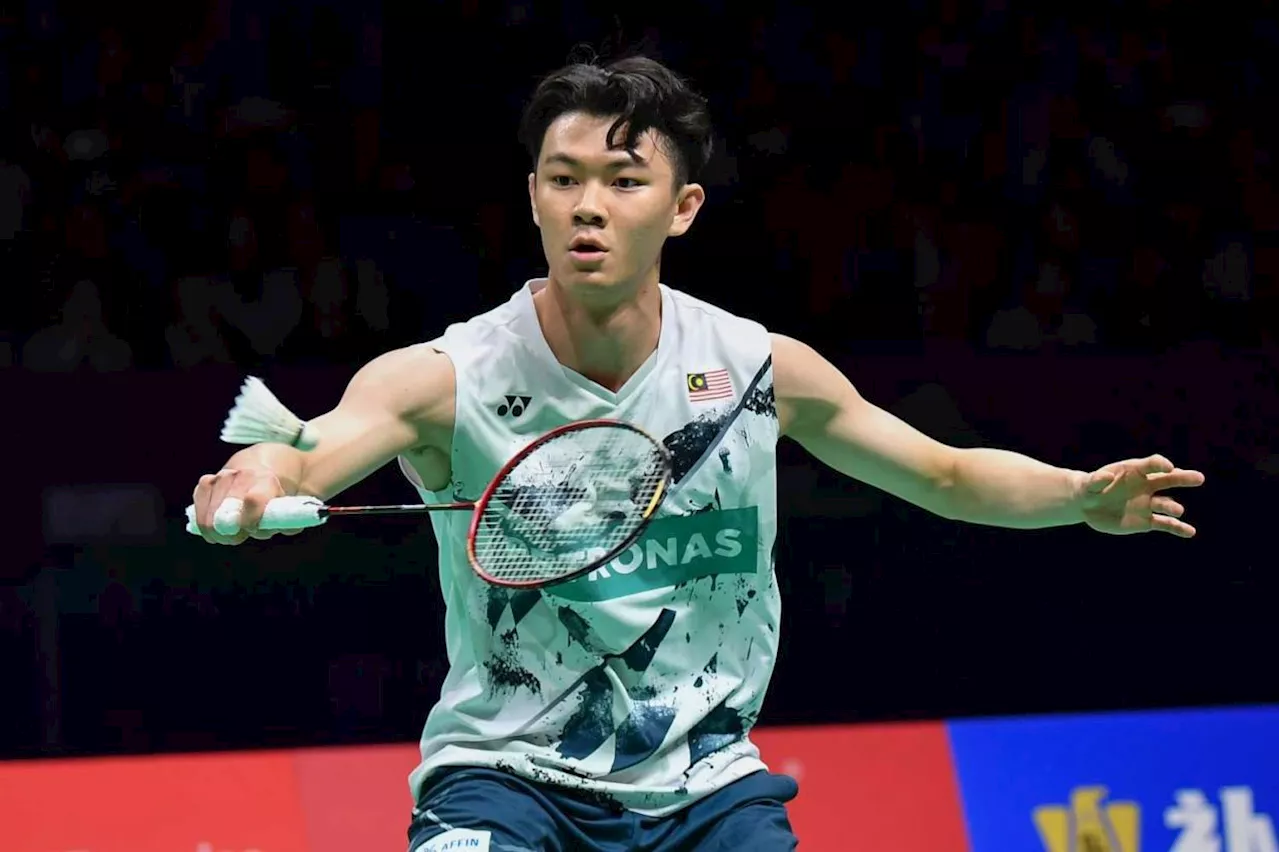 Yuqi crushes Zii Jia to give China a convincing 1-0 lead