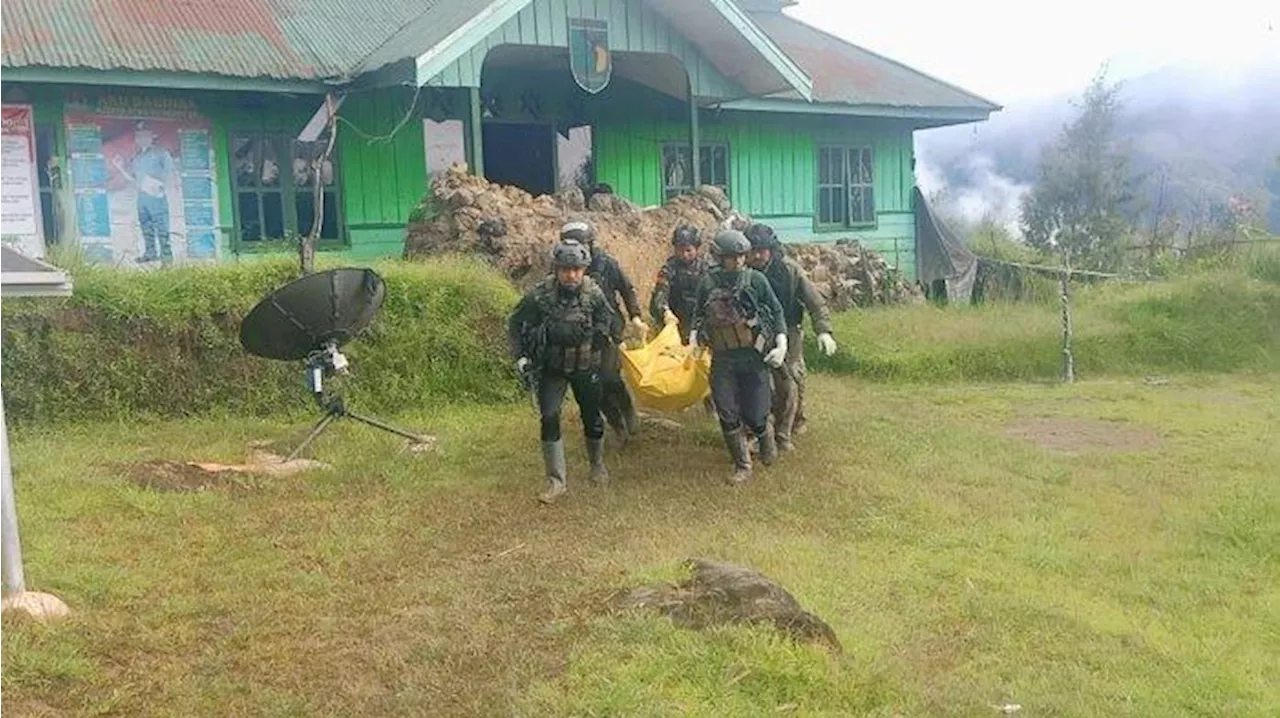 Rebut Distrik Homeyo, Pasukan TNI Polri Evakuasi Jenazah Korban Penembakan OPM