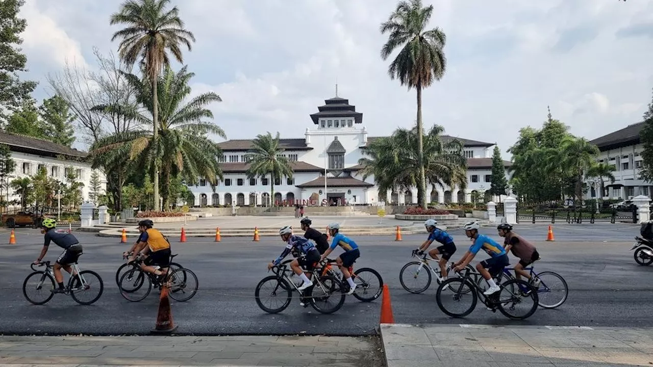 Semangat Bersepeda hingga Pesan Pariwisata Hijau dalam Cycling de Jabar 2024