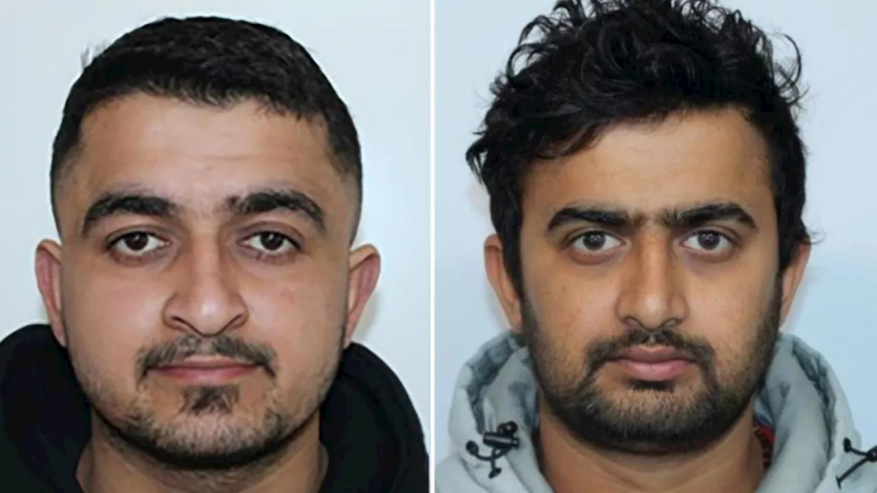 Victorian Police search for two brothers following fatal stabbing in Ormond, Melbourne