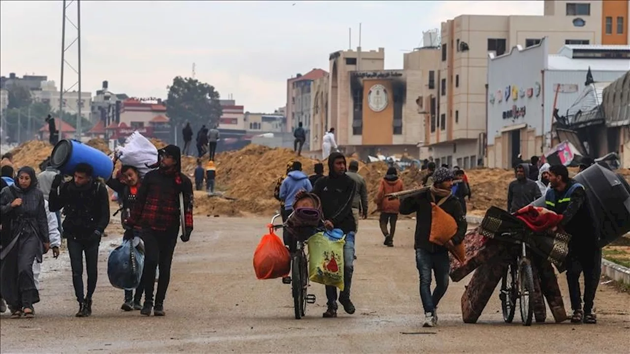 مئات الفلسطينيين ينزحون من شرقي رفح إلى غربي قطاع غزة