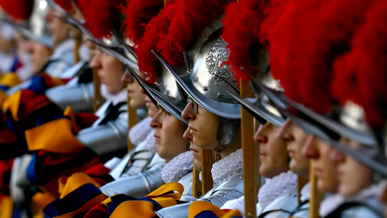 34 recruits join Vatican's Swiss Guard, swearing allegiance to Pope Francis