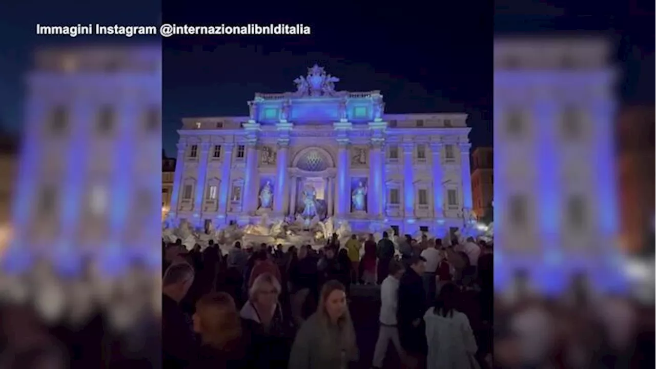 Tennis, giochi di luci sulla Fontana di Trevi per gli Internazionali di Roma