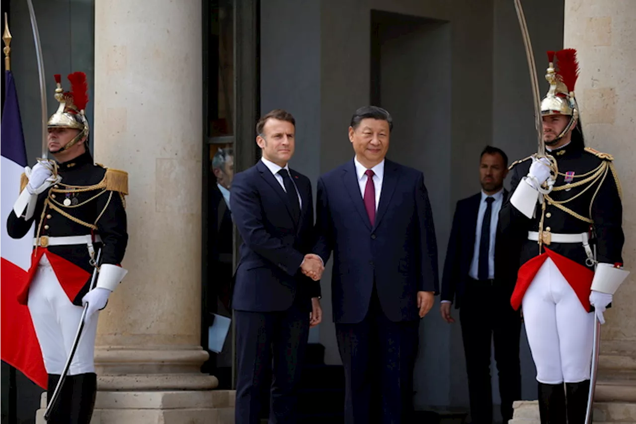 Xi Jinping è arrivato all'Eliseo, vedrà Macron e Von der Leyen