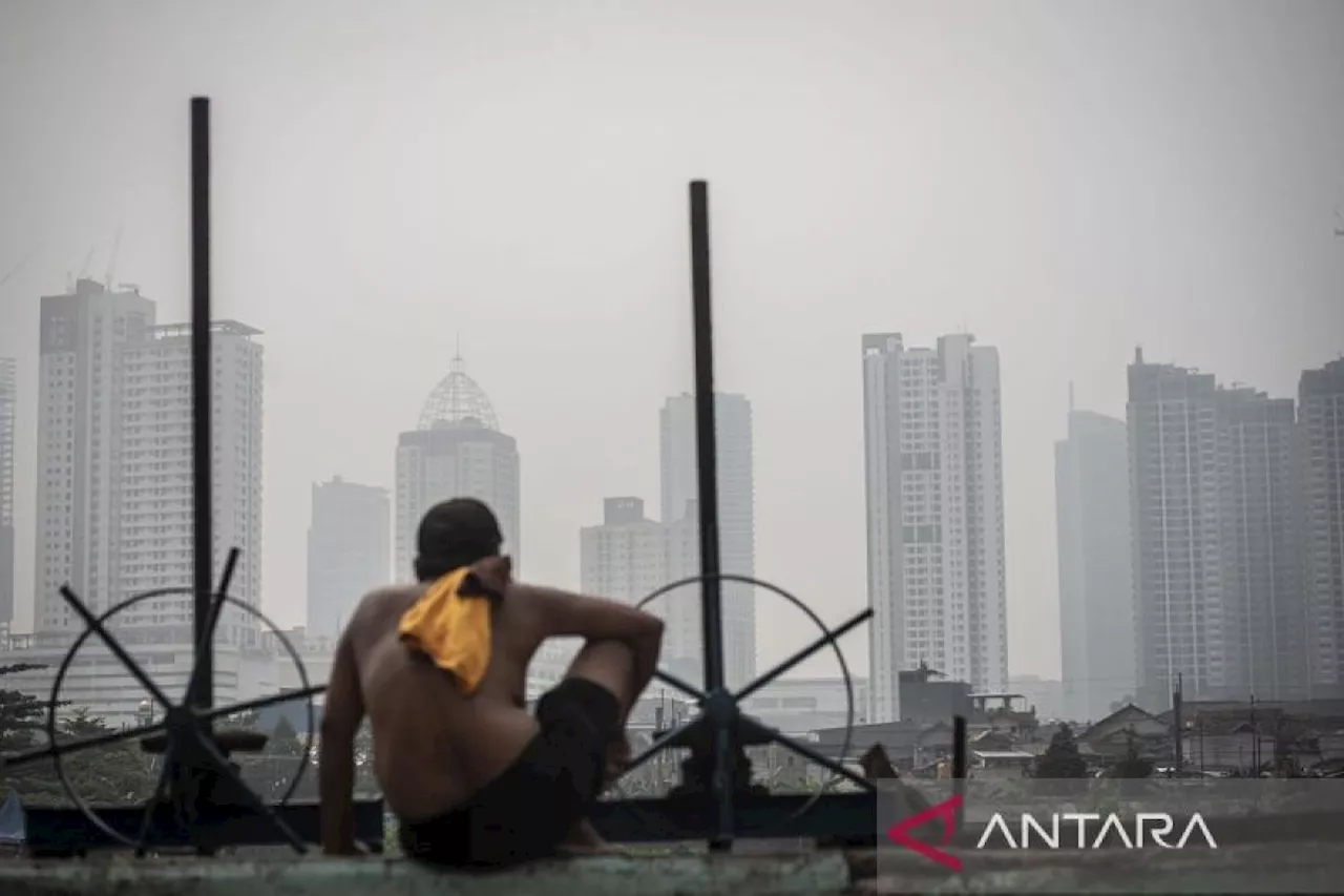 Selasa pagi, kualitas udara Jakarta tidak sehat