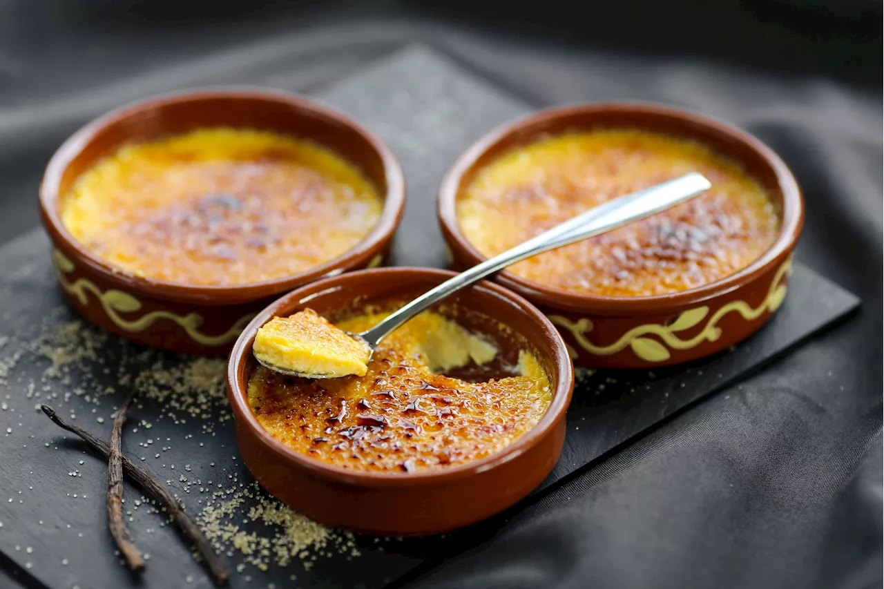 Craquante et fondante, cette recette de crème brûlée by Cyril Lignac séduit tous les palais