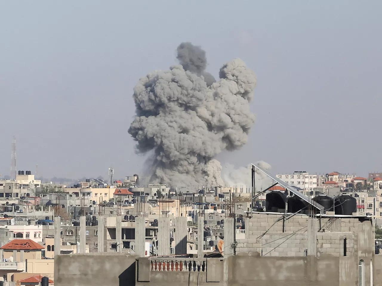 Hamas aceptó el 'alto el fuego' en Gaza y la liberación de rehenes: aún falta la respuesta de Israel