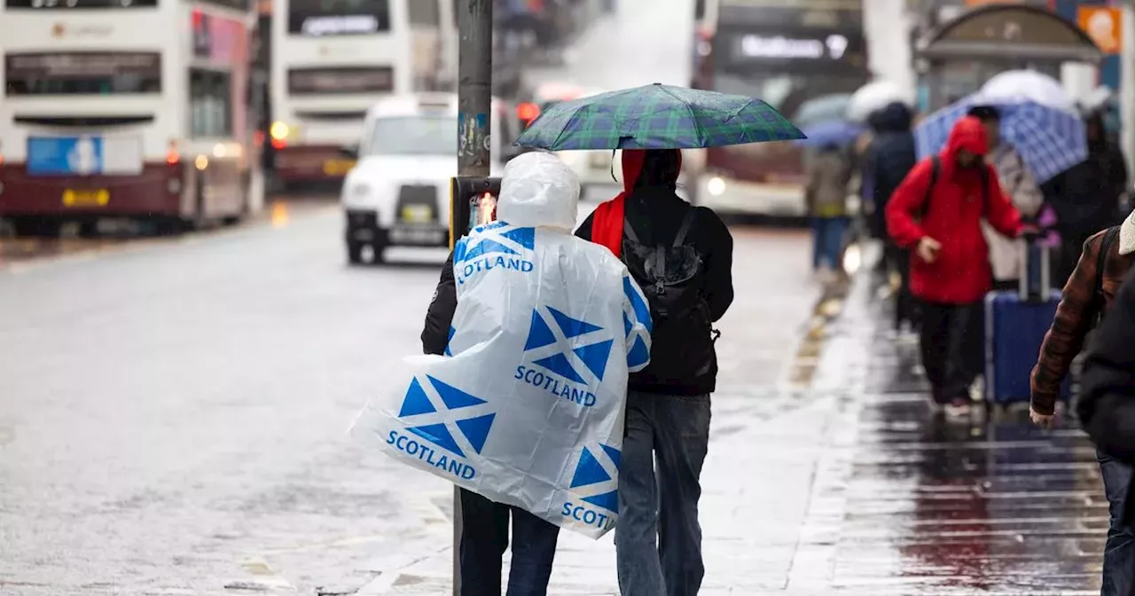 Thunderstorm warning issued in Scotland - see ares affected by Met Office alert