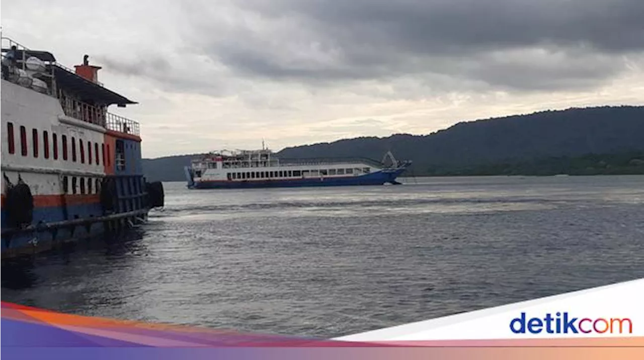 Hendak Berlayar ke Ketapang, KMP Samudra Utama Kandas di Selat Bali