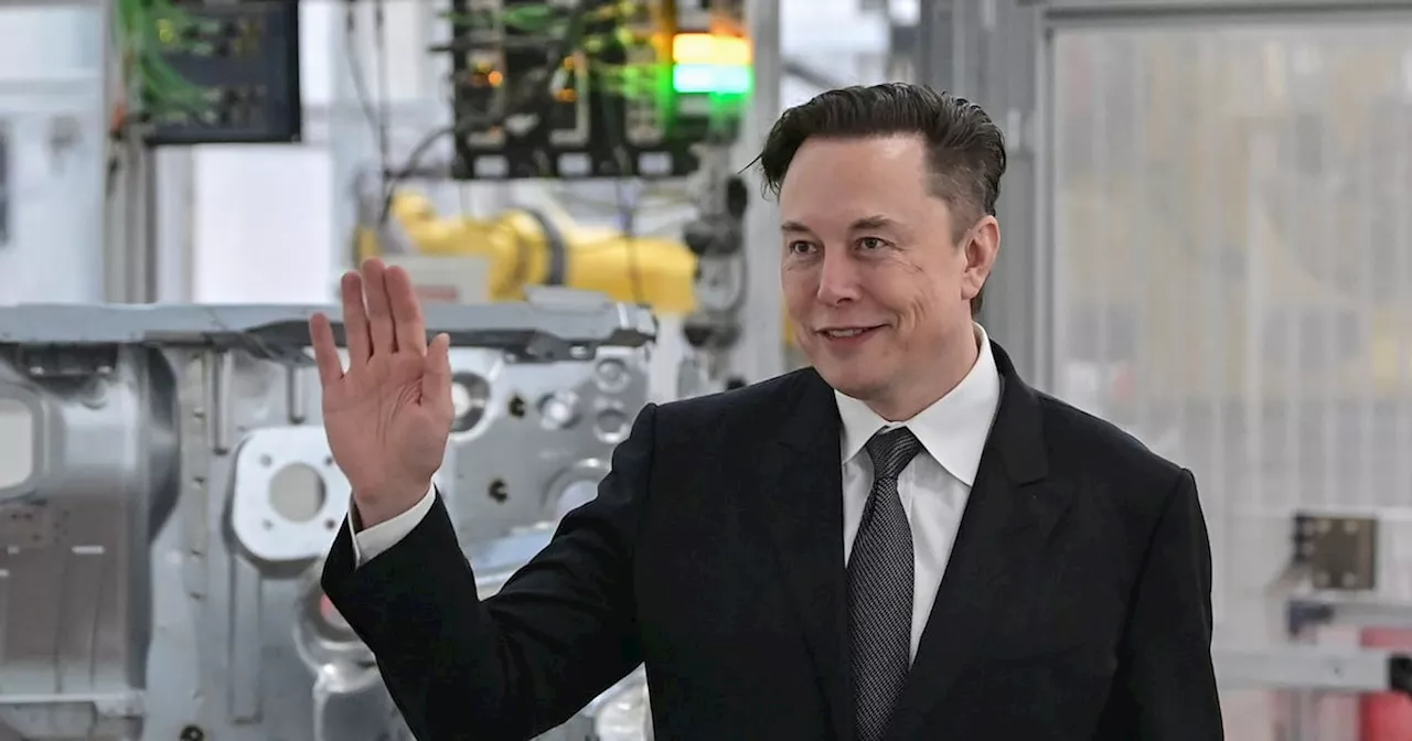 Tres historias curiosas que demuestran que Tesla es una máquina de explotación laboral para sus empleados