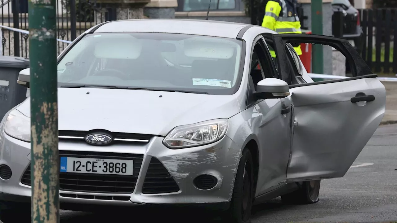 Suspected pipe bomb found near body of man shot dead in Dublin