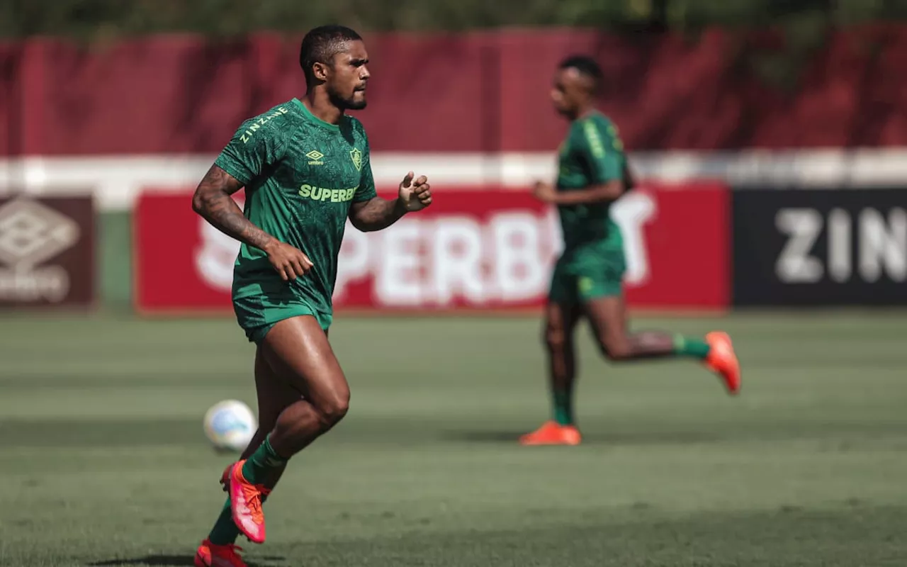 Titular nos dois últimos jogos, Douglas Costa se torna reforço que mais atuou em 2024