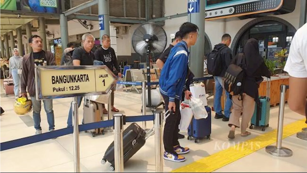 Ada Pembangunan Eskalator di Stasiun Pasar Senen, Sejumlah KA Jarak Jauh Berhenti di Jatinegara