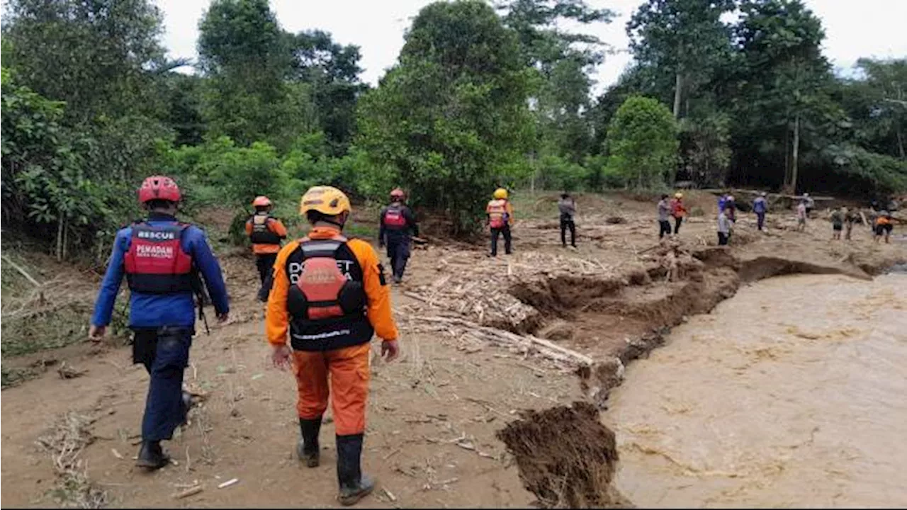 Tim SAR Gabungan Kembali Temukan Jenazah Korban Banjir Luwu, Satu Orang Masih dalam Pencarian