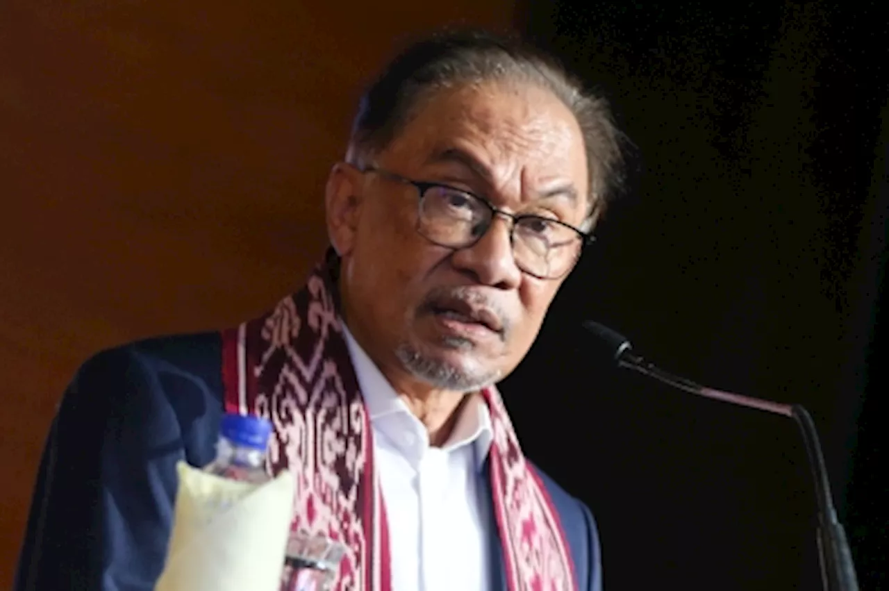 PM Anwar wants Immigration Dept to operate as solid team to bring about change