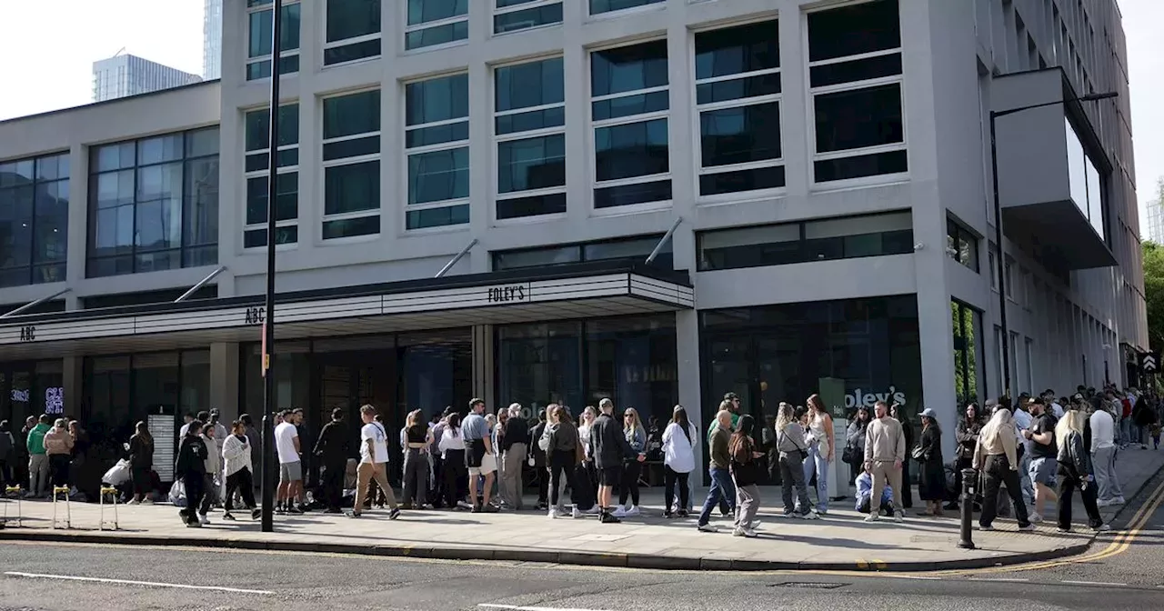 Huge queues outside The Couture Club sale as bargain hunters snap up £5 deals