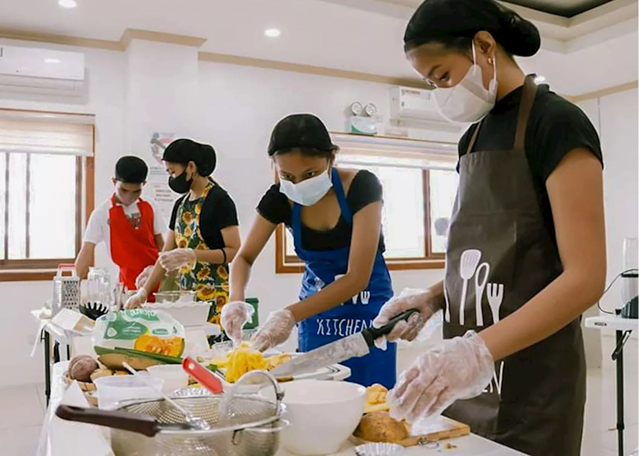 Advocates bat for improved nutrition program