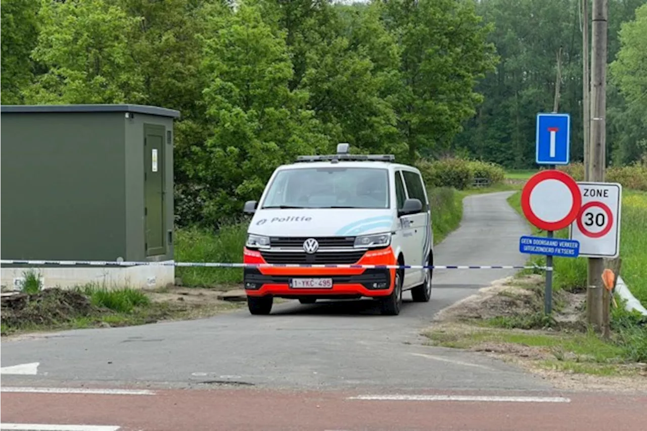 Man zwaargewond naast e-step aangetroffen in doodlopende straat: politie onderzoekt ongeval