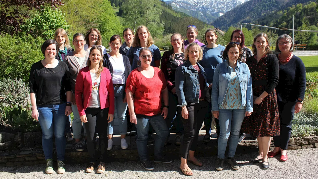 Absolventinnentreffen: Wiedersehen in der Fachschule Unterleiten