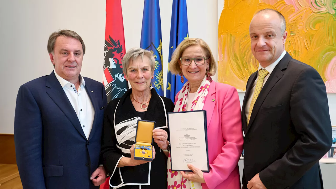 Goldenes Ehrenzeichen des Land NÖ für Altbürgermeisterin Claudia Bock