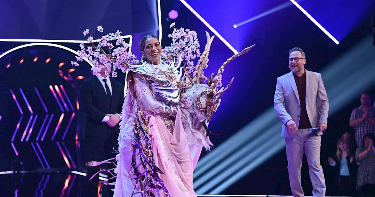 Masked Singer 2024: Halbfinale - dieser Star steckt im Kostüm