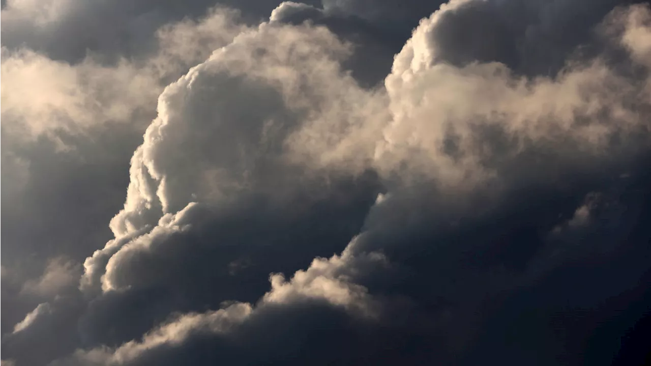 Hitze, Gewitter und schwüle Luft: Wechselwetter begünstigt Migräne und Kreislaufprobleme