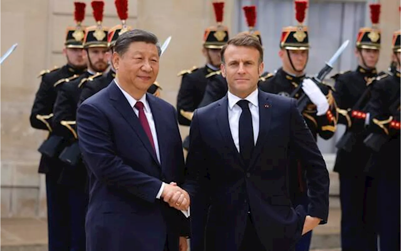 Francia, Xi Jinping all’Eliseo per l’incontro con Macron e von der Leyen