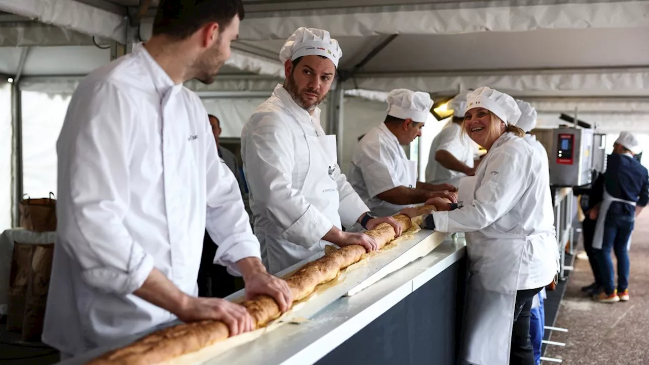 140,53 Meter langes Stangenbrot: Franzosen stellen das längste Baguette der Welt her