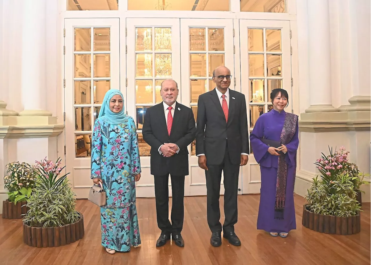 King and Queen in S’pore for maiden state visit