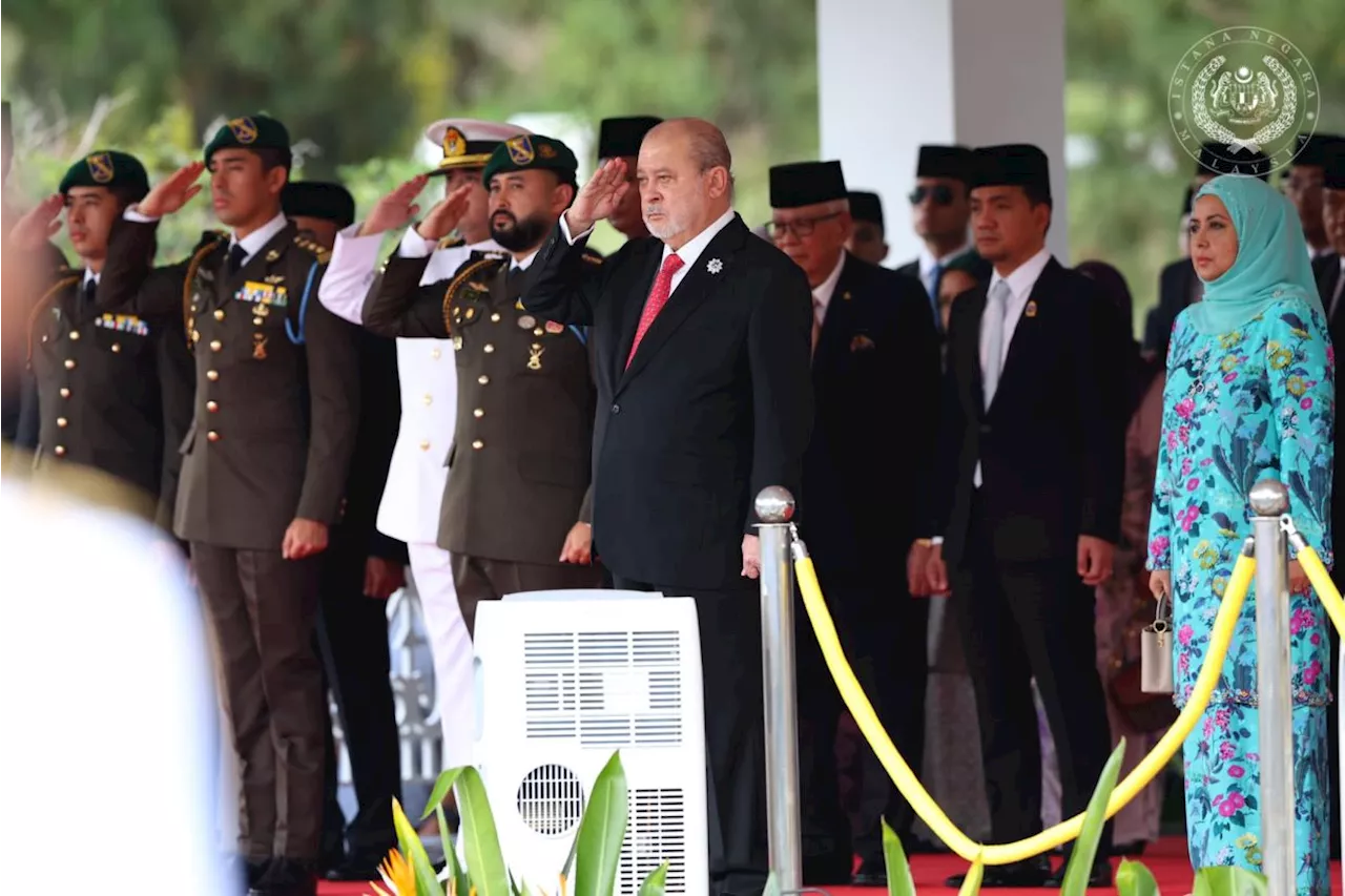 King, Queen arrive in Singapore for maiden state visit