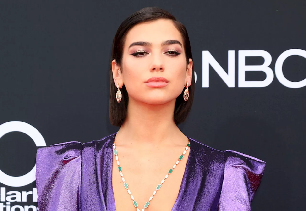 Diejek Netizen, Dua Lipa Mengaku Menderita Selama 2 Tahun