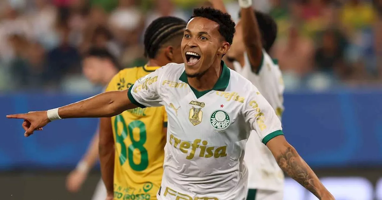 Palmeiras vence Cuiabá com gol de Estêvão e sobe na tabela