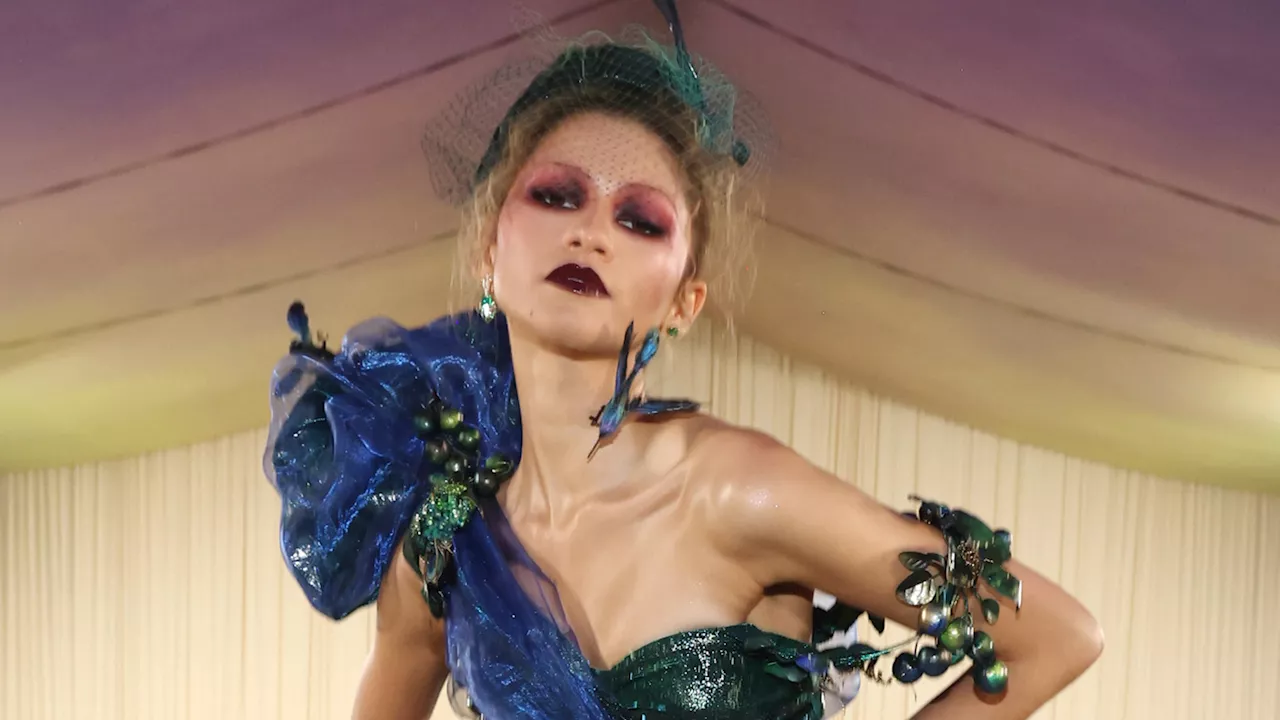 Zendaya’s ‘fairy-inspired’ Met Gala look divides fans as they say her ‘gown is stunning’ but slam her smoke...