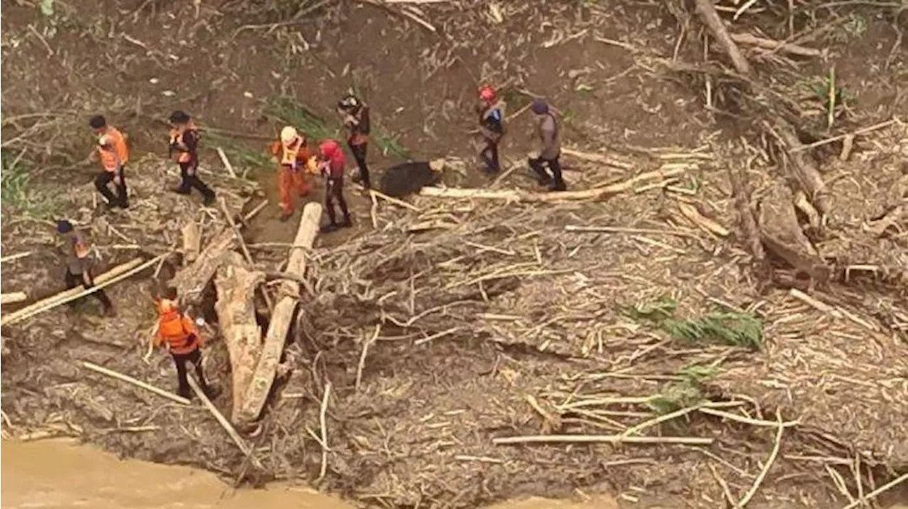 Korban Tewas akibat Banjir & Longsor di Luwu Bukan 14 Tapi 11 Orang, Seorang Lainnya Masih Hilang