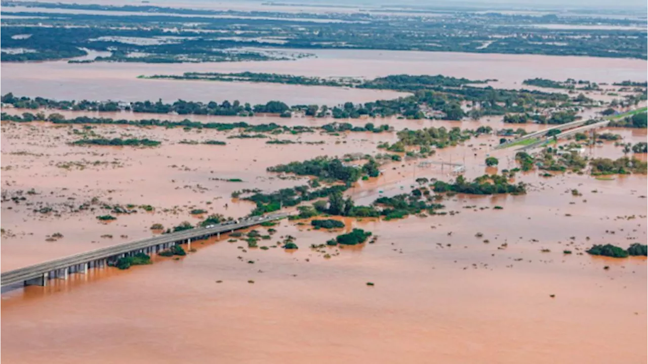 Banjir Bandang di Brasil, Tim Penyelamat Evakuasi Korban di Atap Rumah dan Apartemen