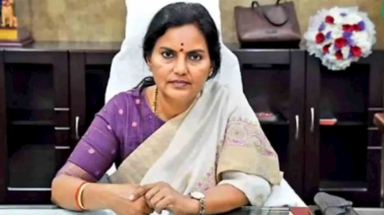 CS Santhi Kumari: తెలంగాణ సర్కారు కీలక ఉత్తర్వులు.. ఆ రెండు రోజులు వేతనంతో కూడిన సెలవులు..