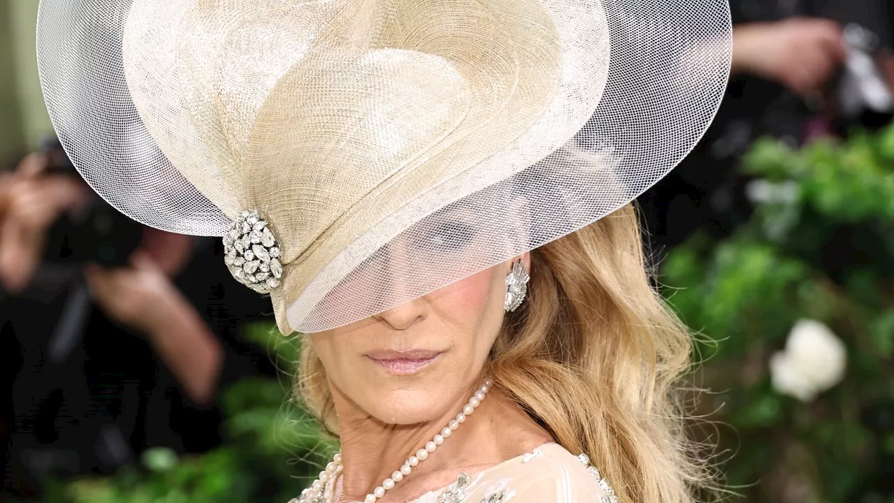 Sarah Jessica Parker Wore a Mountain of Hair to the 2024 Met Gala