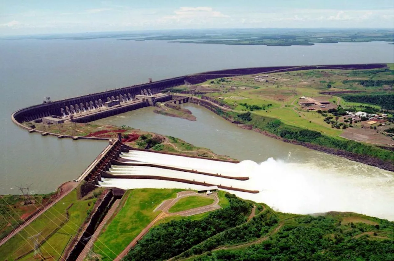 Após meio século, Brasil e Paraguai fecham novo acordo por energia de Itaipu