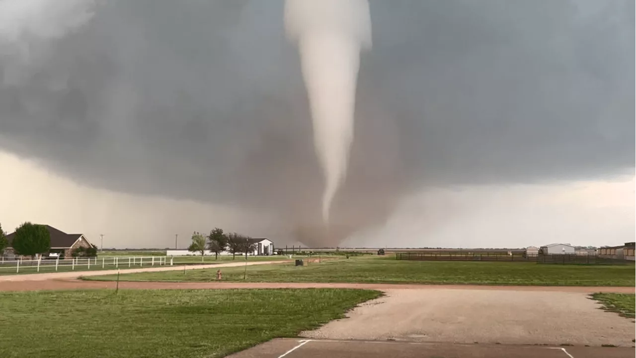 Tornado se forma em Oklahoma, nos EUA; autoridades pedem que cidadãos se abriguem