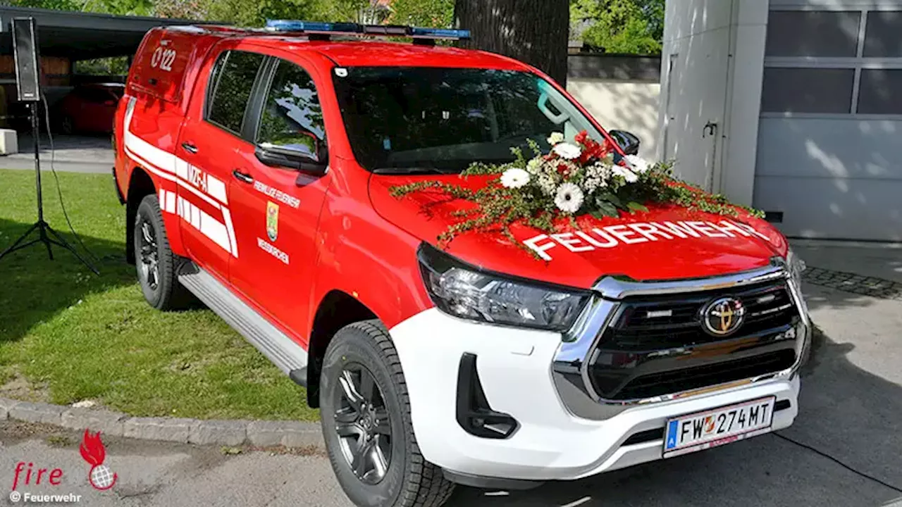 Stmk: Segnung des neuen Toyota-Hillux-Mehrzweckfahrzeuges (MZF-A) der Feuerwehr Weißkirchen