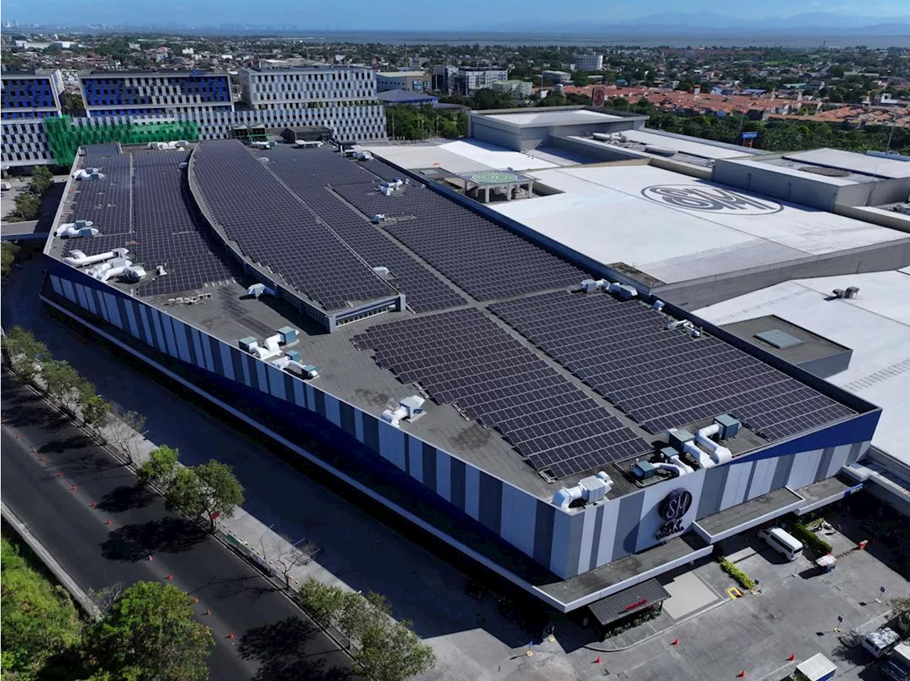 SM Supermalls unveils its largest solar panel system, scales up sustainability in Santa Rosa, Laguna