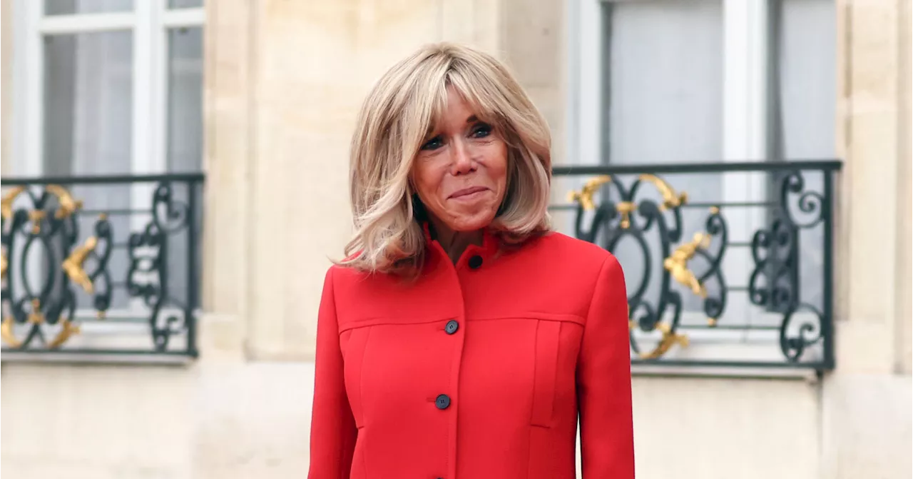 Brigitte Macron flamboyante pour la visite de Xi Jinping : ce détail symbolique de sa tenue qui en dit long