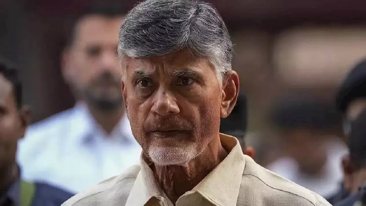 चुनाव आयोग ने TDP प्रमुख चंद्रबाबू नायडू को दी सख्त चेतावनी, सीएम जगन रेड्डी पर की थी अशोभनीय टिप्पणी