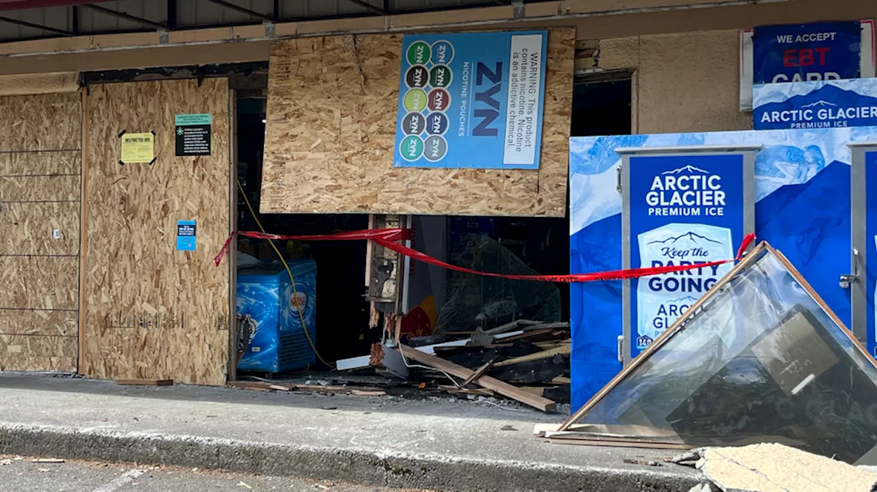 Hyundai left at scene after crashing into White Center grocery store