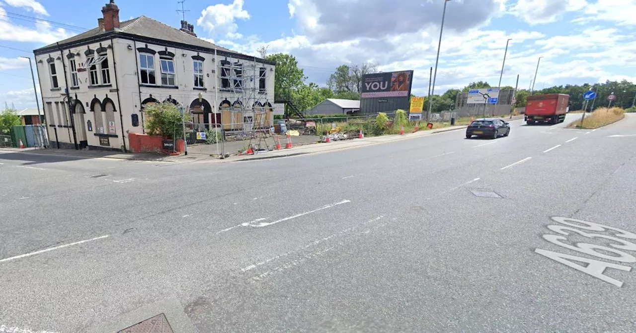 Fire statement as derelict Leeds pub goes up in flames