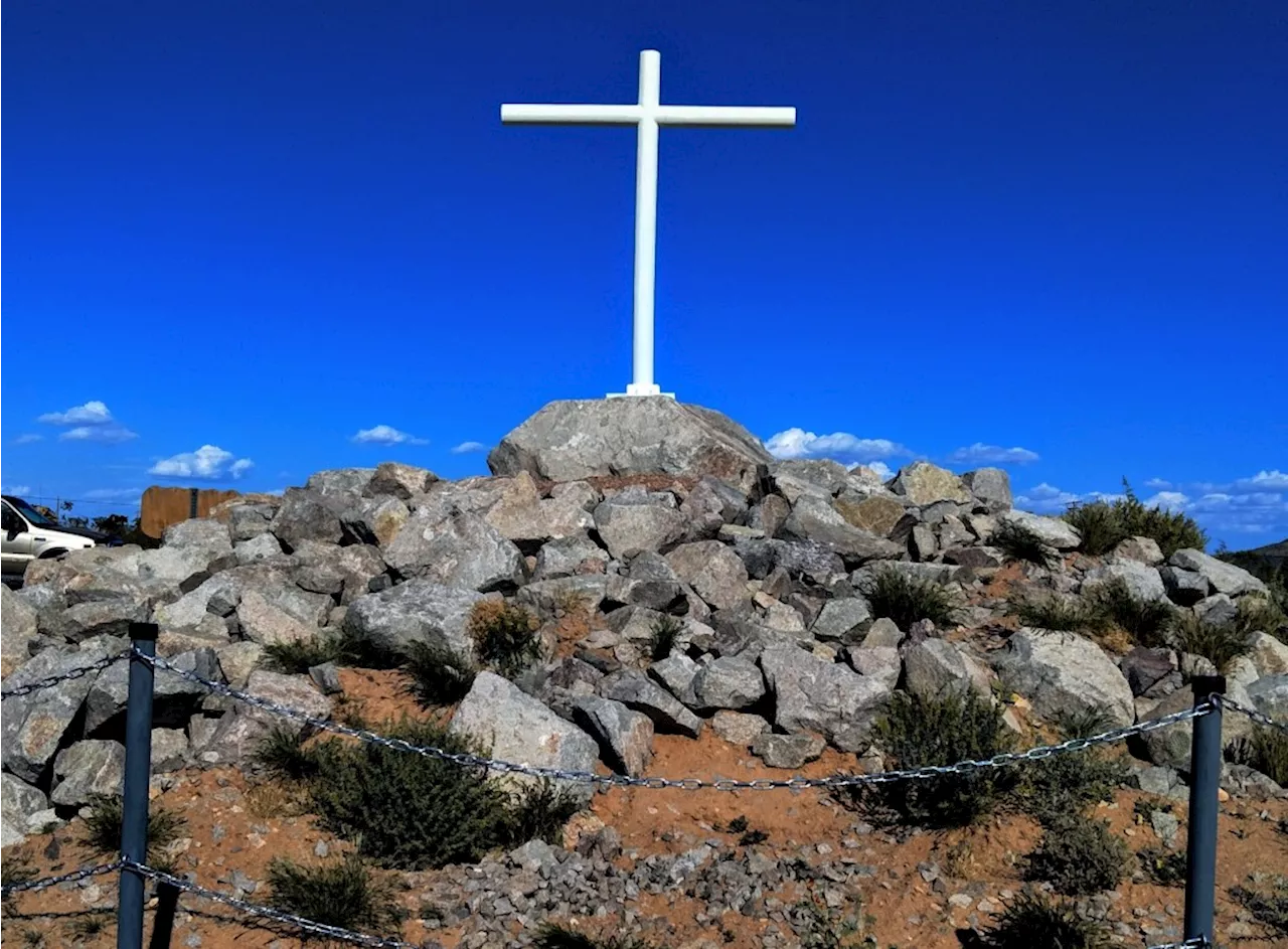 Mojave Cross, stolen and ditched on the Peninsula, gets a new home