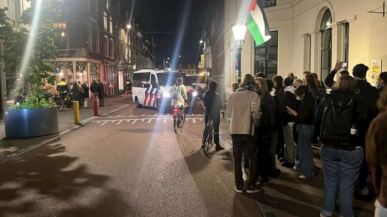 Politie beëindigt pro-Palestijnse betoging Utrecht, grijpt niet in bij demo UvA