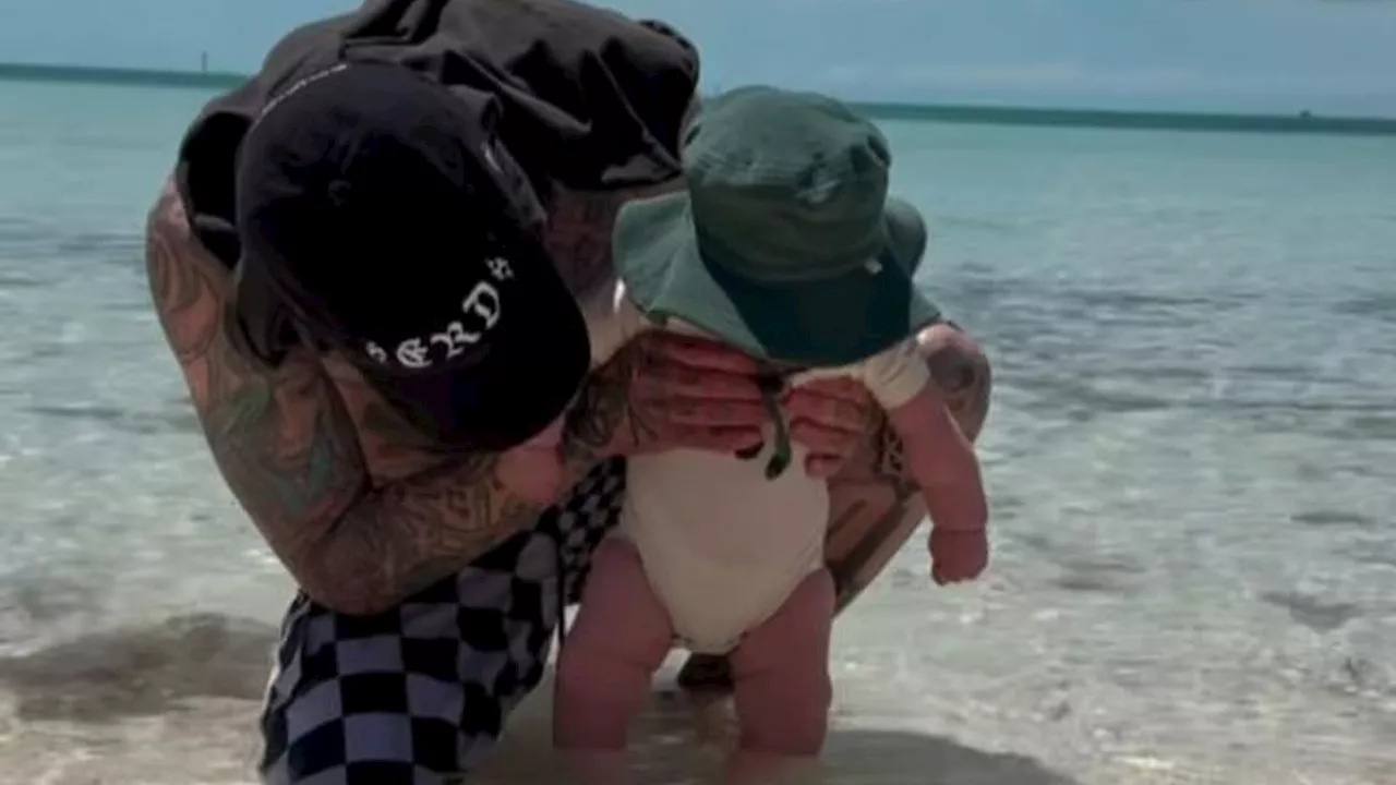 'Dankbar': Travis Barker teilt süßen Clip mit Baby Rocky!