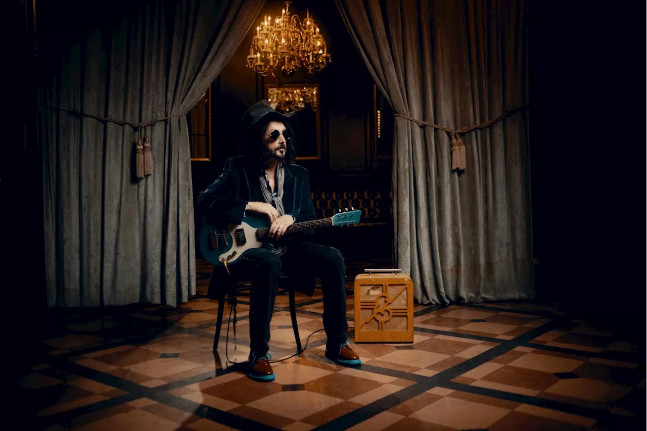 Mike Campbell Recruits Chris Stapleton, Graham Nash for New LP ‘Vagabonds, Virgins & Misfits’