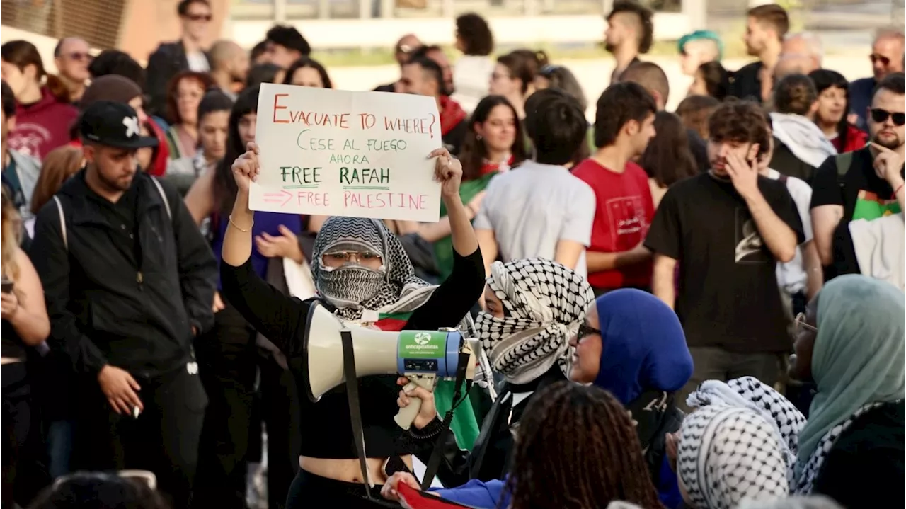 Universitarios de Madrid se suman a las protestas propalestinas con una acampada 'contra el genocidio' en Gaza